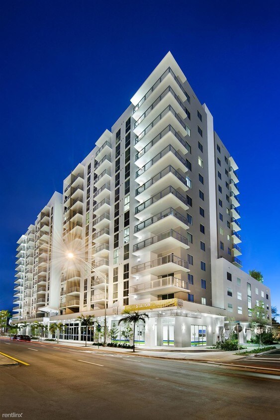 Primary Photo - 2800 SW 27th St