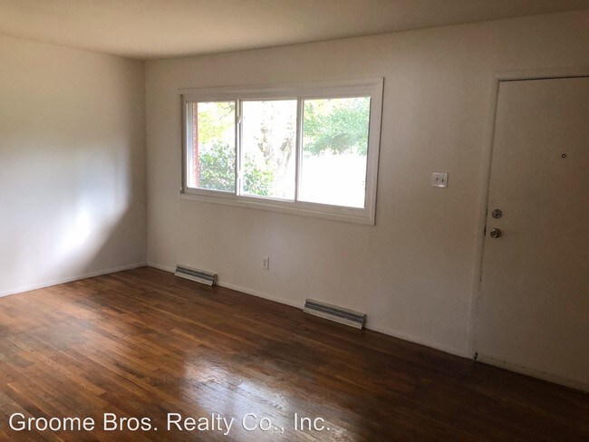 Foto del edificio - 3 br, 1 bath House - 200 Wilson Ave
