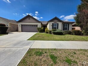 Building Photo - 2019 N Lindsay Ct
