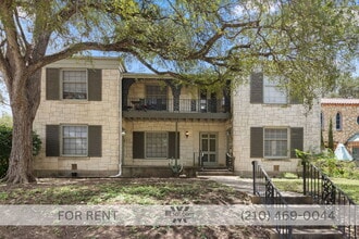 Building Photo - 336 E Lullwood Ave