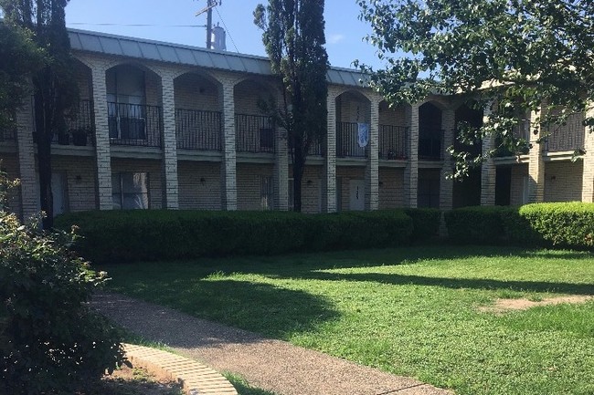 Building Photo - Santa Fe Apartments