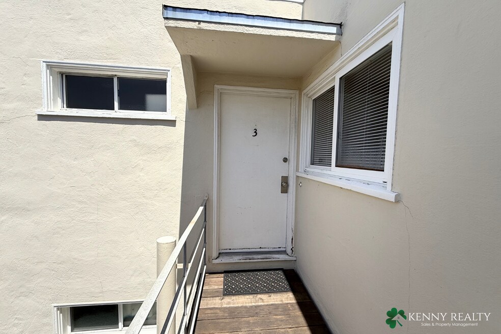 75 Citrus Ave