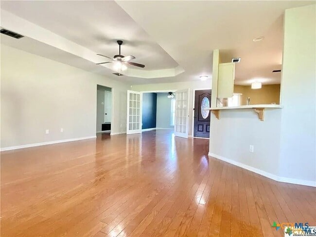 Foto del edificio - 3104 Valley Oaks Cir