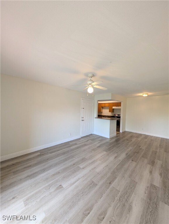 Building Photo - 2855 Winkler Ave