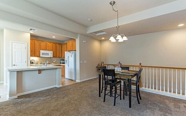 Foto del edificio - Gorgeous South Reno Condo w/ Some Paid Uti...