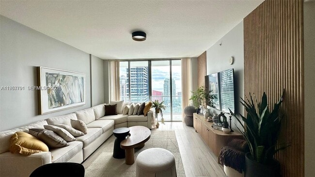 Building Photo - 79 SW 12th St