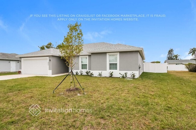 Building Photo - 440 SE Asbury Ln