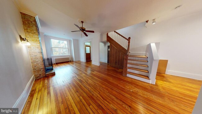 Building Photo - 1822 Ingleside Terrace NW