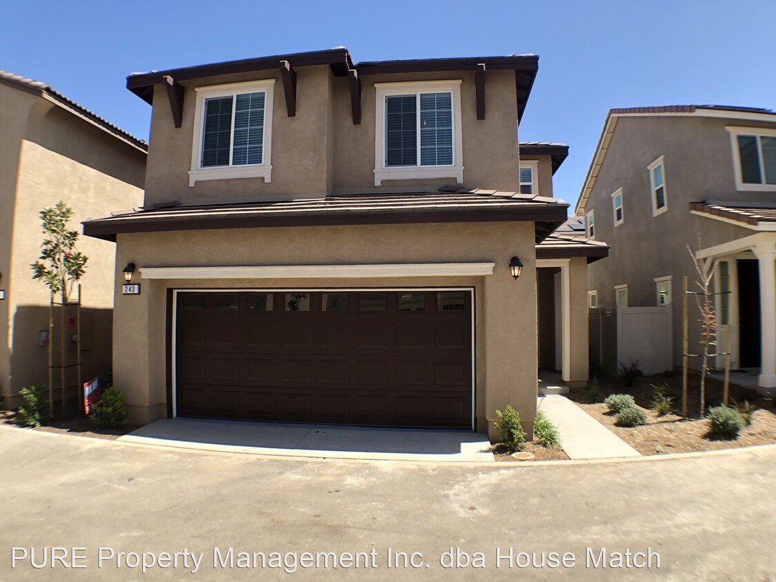 Foto principal - 3 br, 2.5 bath House - 243 Dun Blazer Way