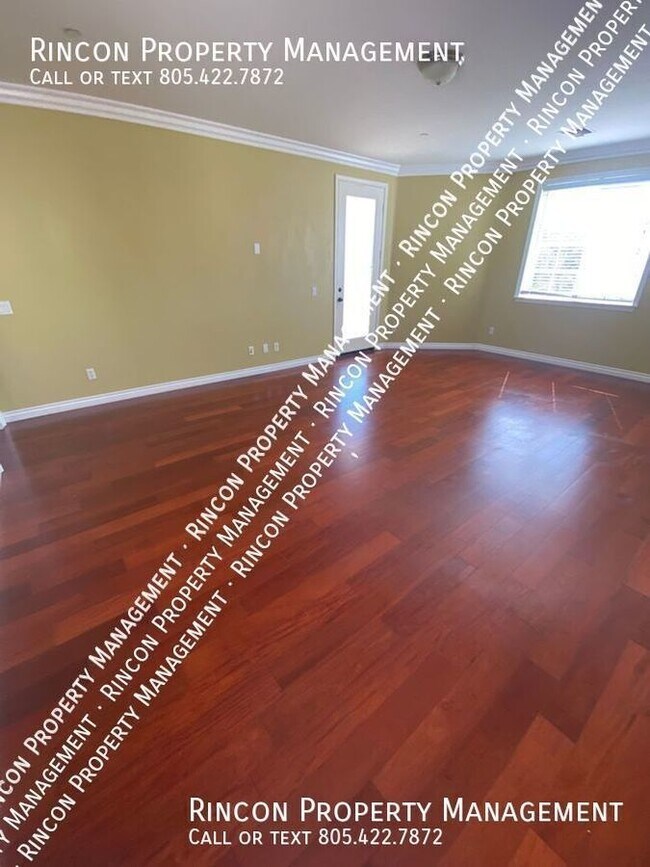 Foto del edificio - Elegant Long Term Large Home Rental - Load...