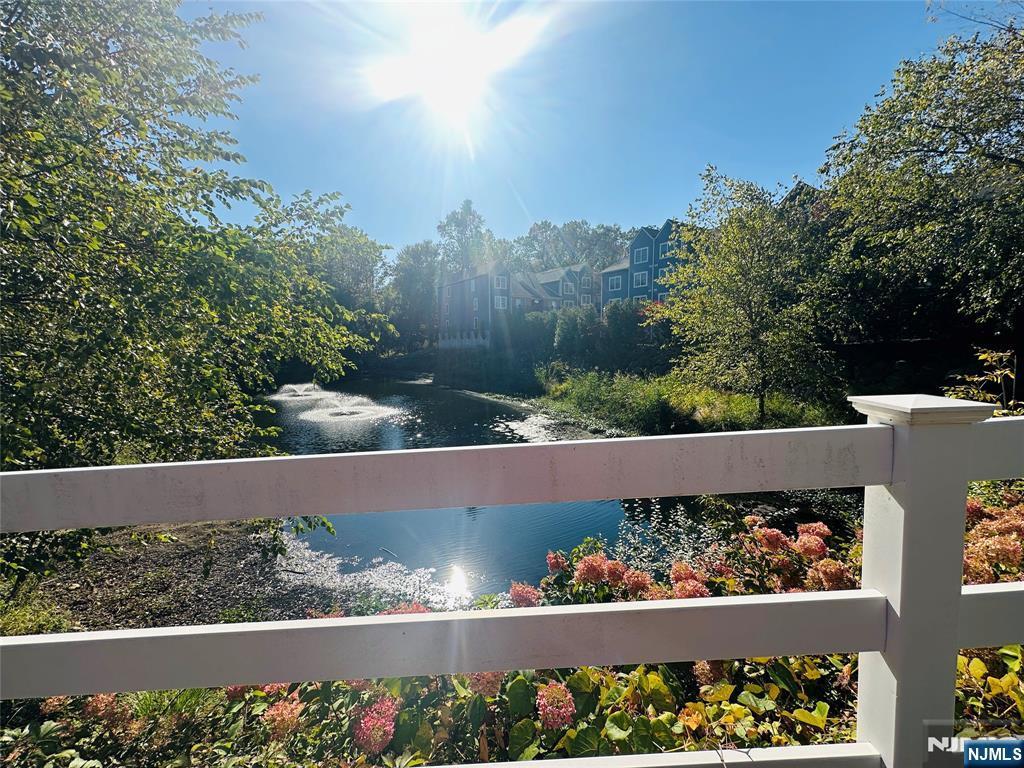 Foto principal - 372 Cambridge Dr