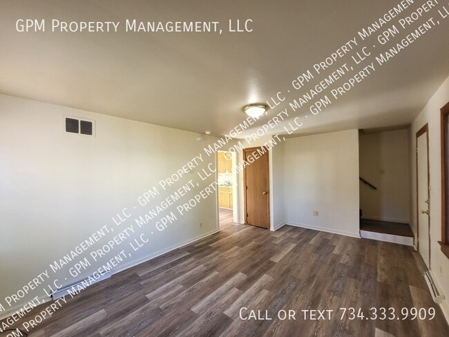 Building Photo - 2035 Dryden St