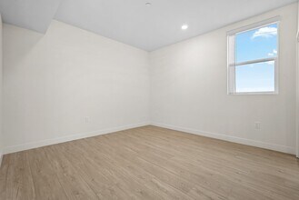 Interior Photo - Elle at Westchester