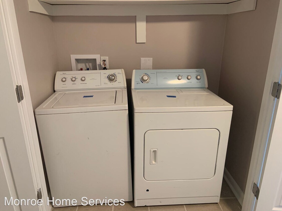 Foto principal - 2 br, 1 bath House - 3945 Penhurst ave
