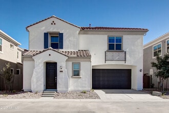 Building Photo - 1087 E Chapman Dr