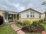 Foto principal - 221 W 64th Pl