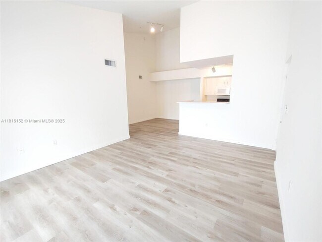 Foto del edificio - 711 SW 111th Way