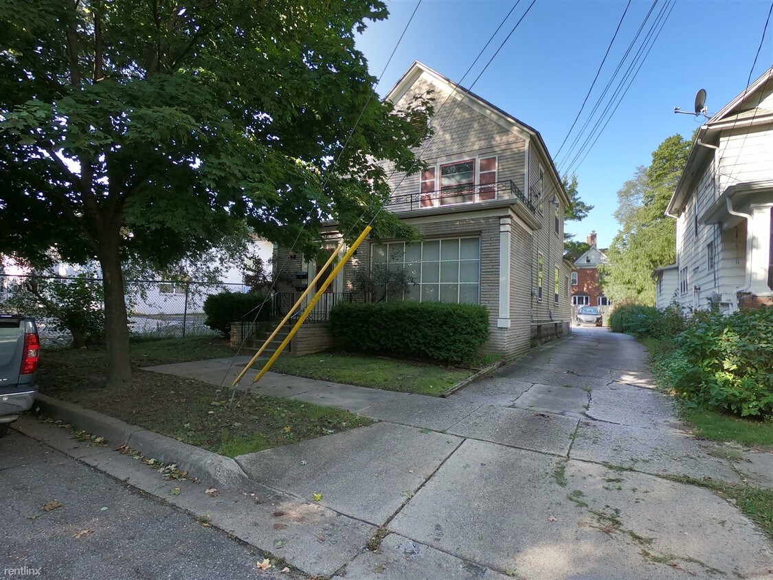 Primary Photo - 2 br, 1 bath Apartment - 1128 Newell Pl, 2 2