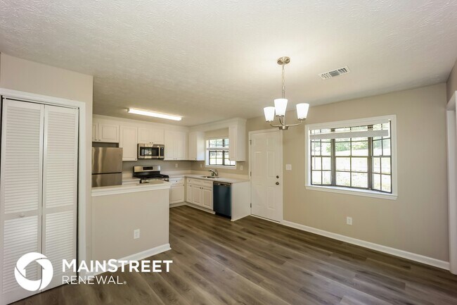 Foto del edificio - 252 Windemere Way