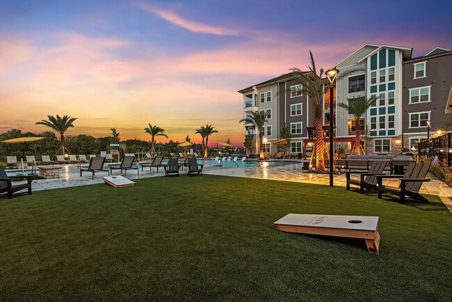 Building Photo - Maeva Modern Apartments