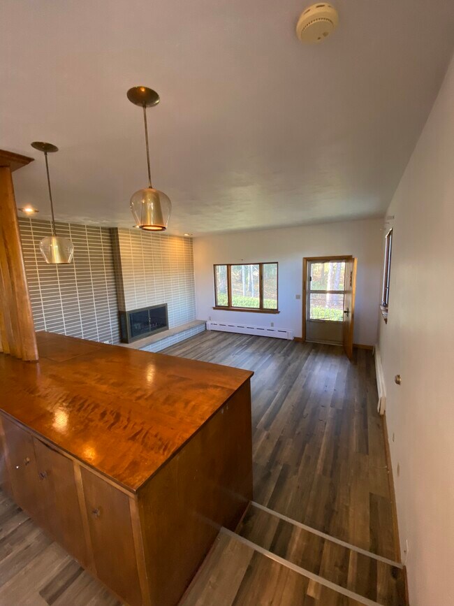 Foto del edificio - 808 39th St NE