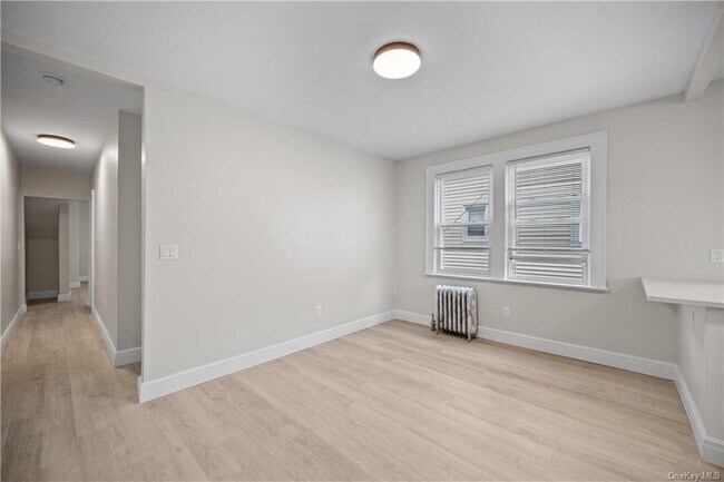 Building Photo - 54 S Kensico Ave