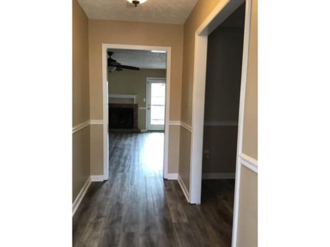 Building Photo - 330 Nettletree Lane, Fayetteville, NC 28301