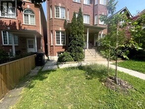 Building Photo - 161 Laughton Ave