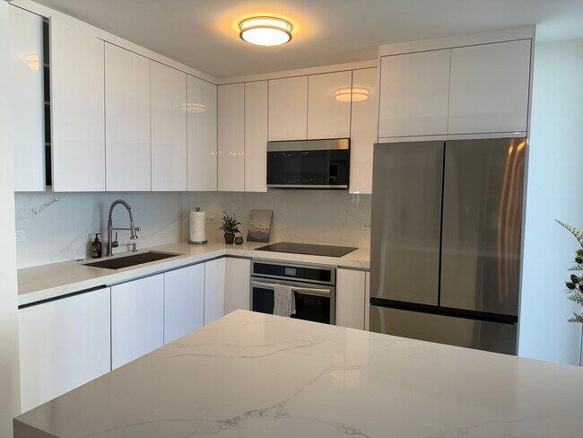 Brand new kitchen! - 6301 Collins Ave