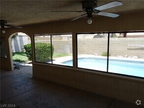 Building Photo - 4340 E El Antonio Pl