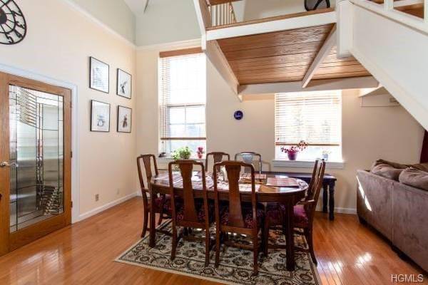 Foto del edificio - 1701 Crompond Rd