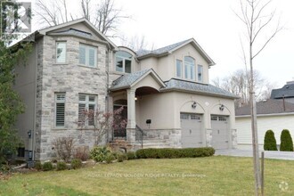 Building Photo - 1376 Acton Crescent