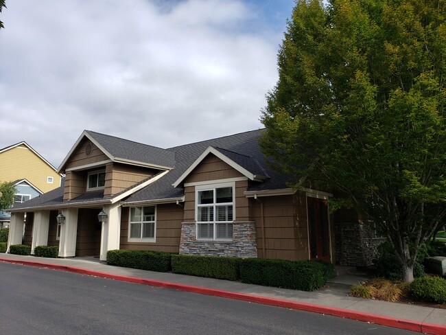 Foto del edificio - 600 SE Columbia Shores Blvd