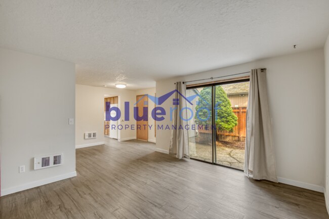 Building Photo - 429 SW 121st Pl