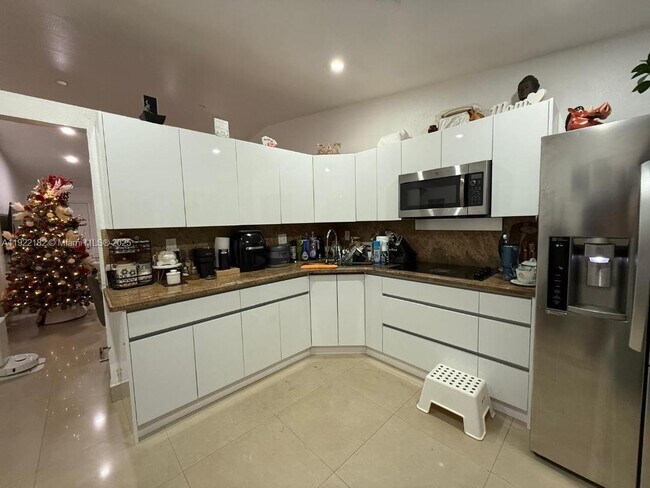 Foto del edificio - 17652 NW 76th Ct