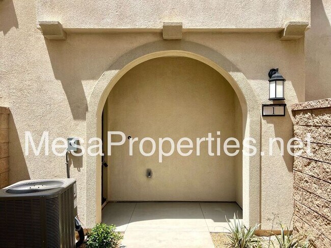 Building Photo - 16667 Snowdrop Ln.