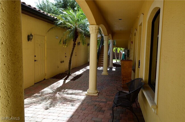 Foto del edificio - 1625 SE 46th St