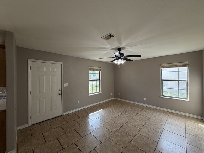 Foto del edificio - 2415 Laurel St