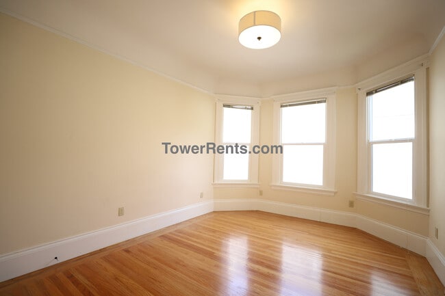 Building Photo - 309-311 Church Street