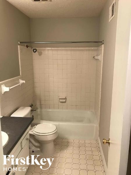 Building Photo - 4035 St Elmo Ave