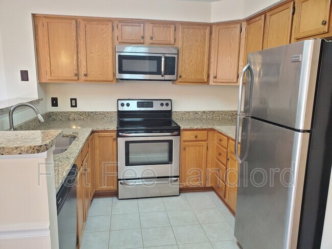 Foto del edificio - 7012 Irwell Ln