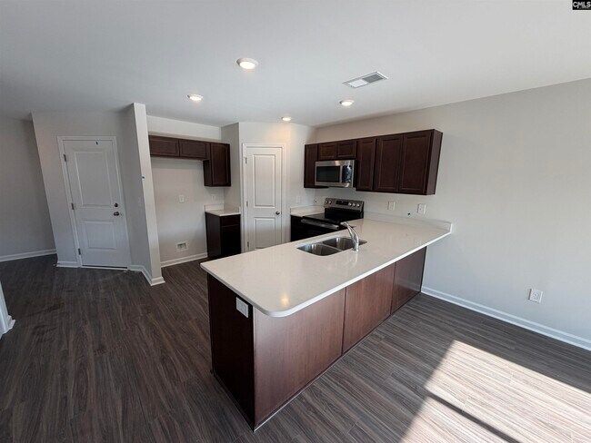 Foto del edificio - 4032 Monetta Dr