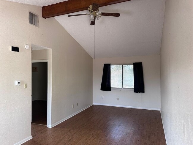 Building Photo - 114 Thorne Rd