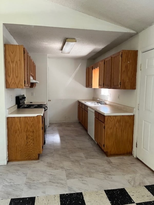 Building Photo - 25 Opal Mae