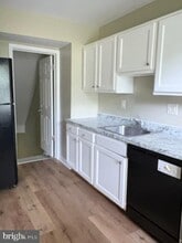 Building Photo - 8209 Coatsbridge Ct