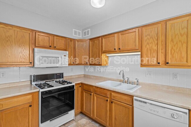 Foto del edificio - 10423 Balmoral Dr