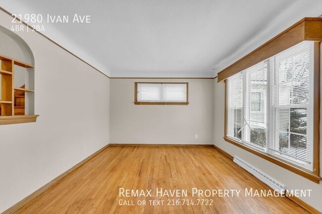 Building Photo - 21980 Ivan Ave