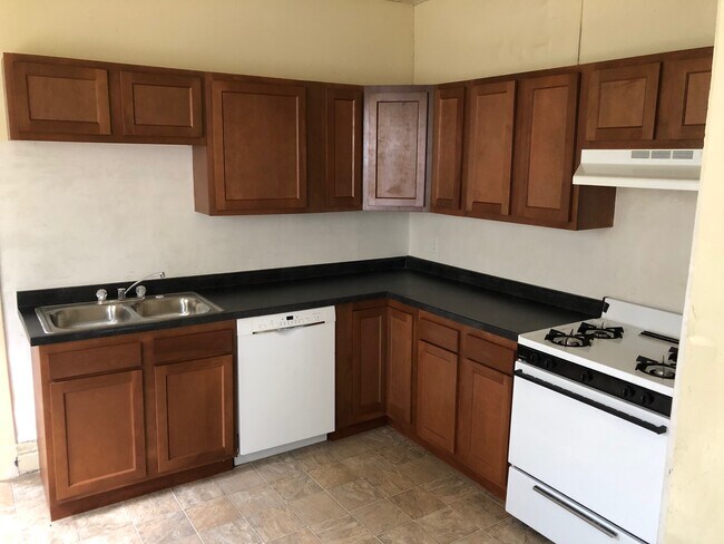 Foto del edificio - 1607 W Main St