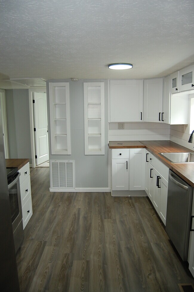 Foto del edificio - 418 Jefferson Ave