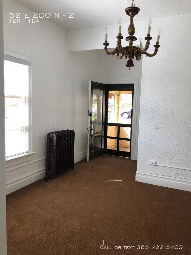 Building Photo - 52 E 200 N